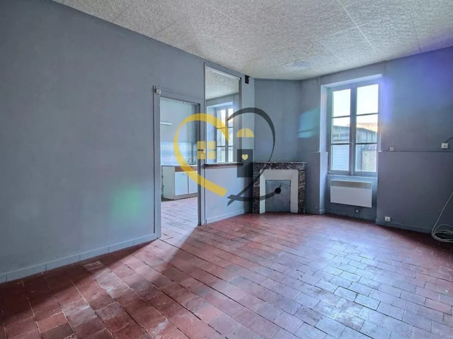 Maison à vendre - 2 pièces - 80m2 - Châteauneuf-Sur-Cher (18190)