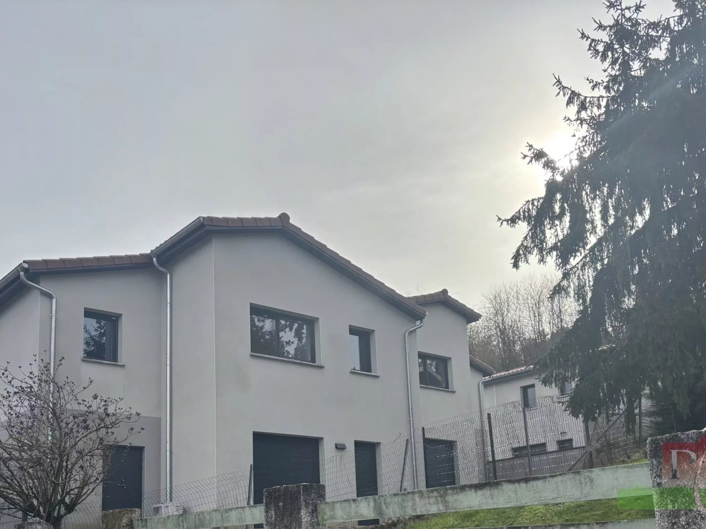 Maison à vendre - 4 pièces - 81m2 - Eyzin-Pinet (38780)