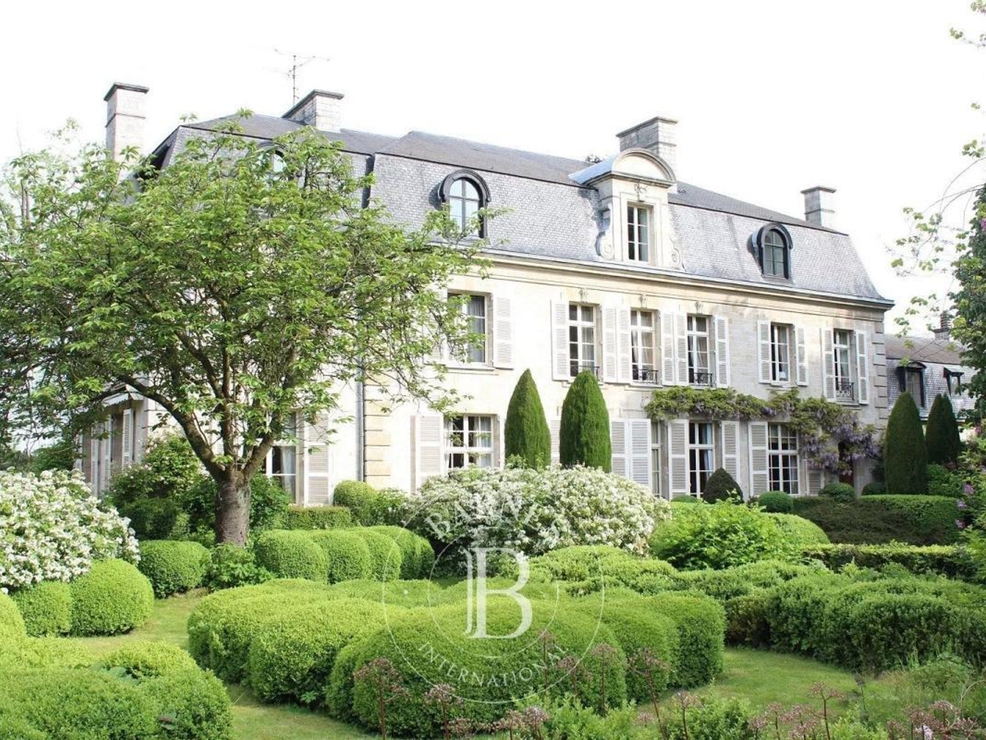 Vends t6 et plus - 161.21 m² - Mouvaux 59420