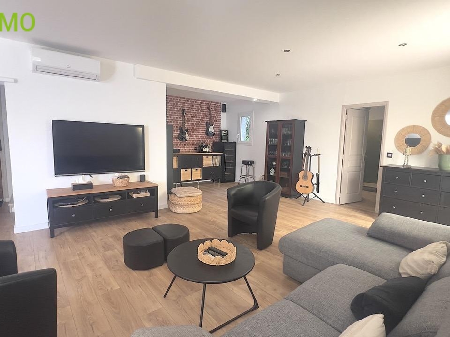 Immeuble à vendre - 10 pièces - 263m2 - Puget-Sur-Argens (83480)
