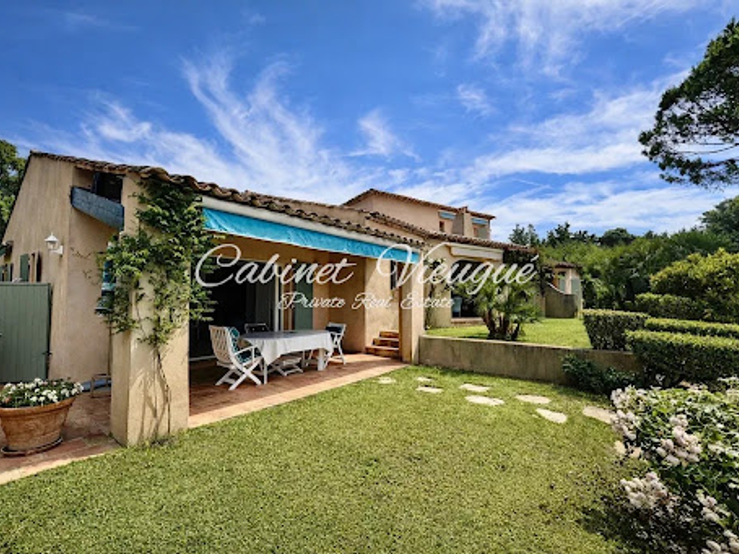 Maison à vendre - 7 pièces - 281m2 - Grimaud (83310)