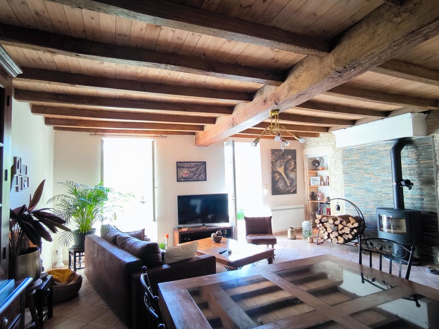 Maison à vendre - 6 pièces - 157m2 - Asnières-La-Giraud (17400)