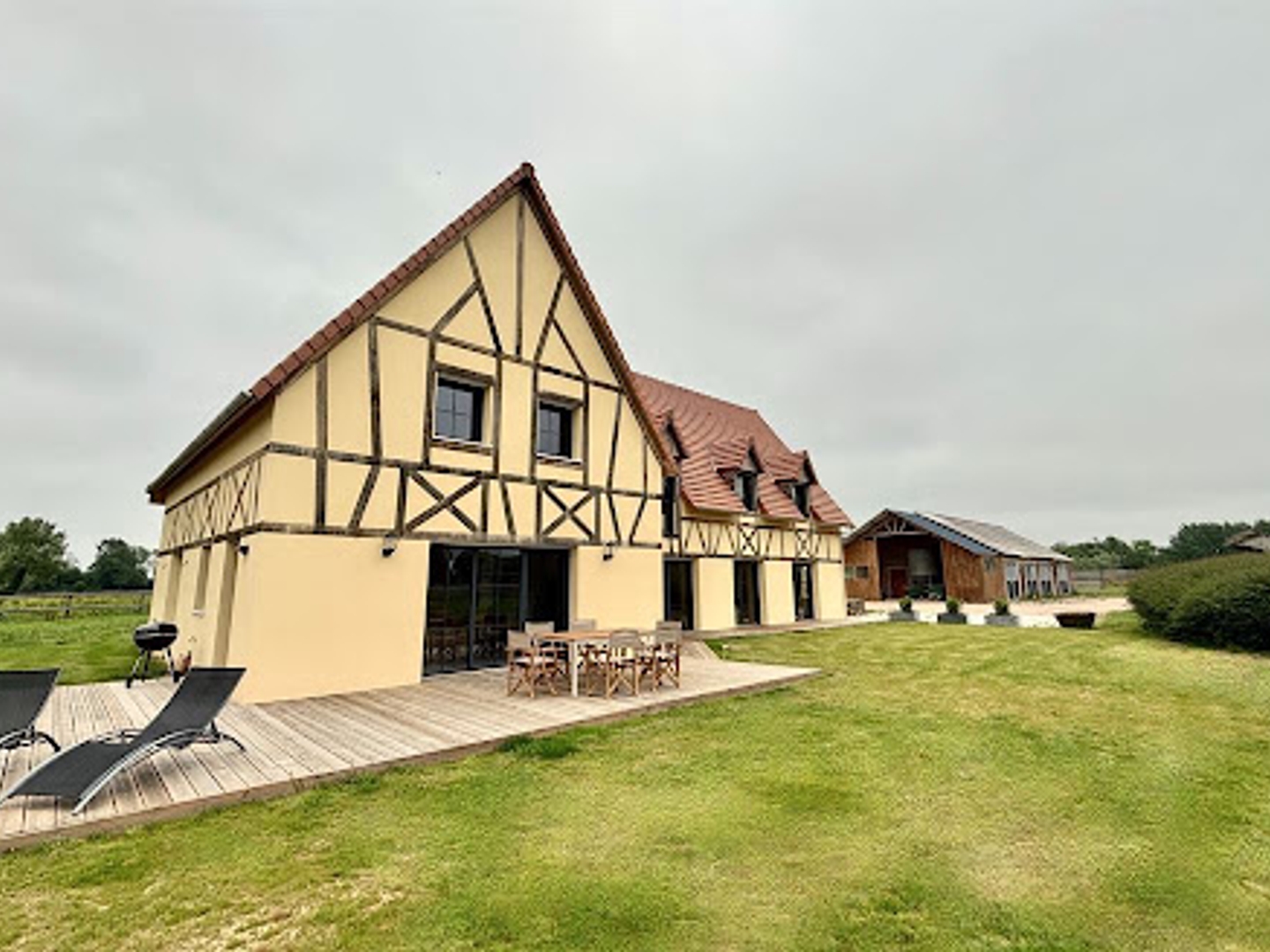 Maison à vendre - 9 pièces - 277m2 - Trouville-Sur-Mer (14360)