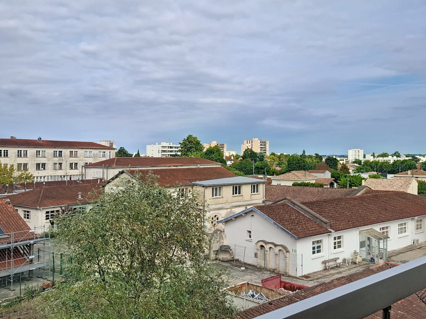 Appartement à vendre - 2 pièces - 46m2 - Bordeaux (33200)