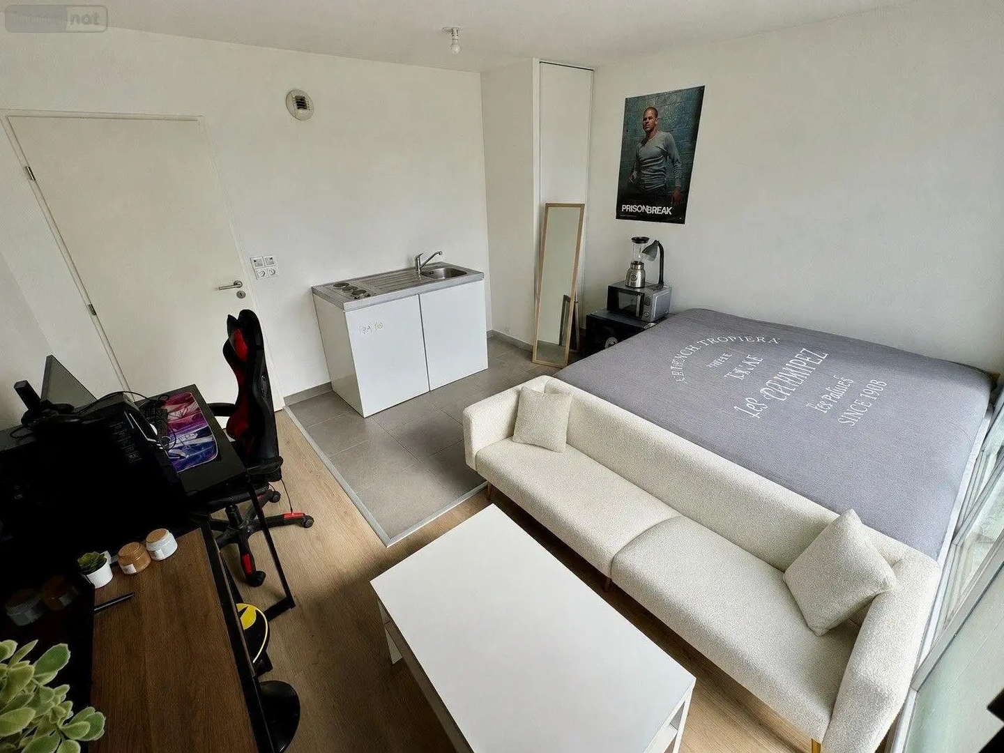 Studio 1 pièce 24 m²
