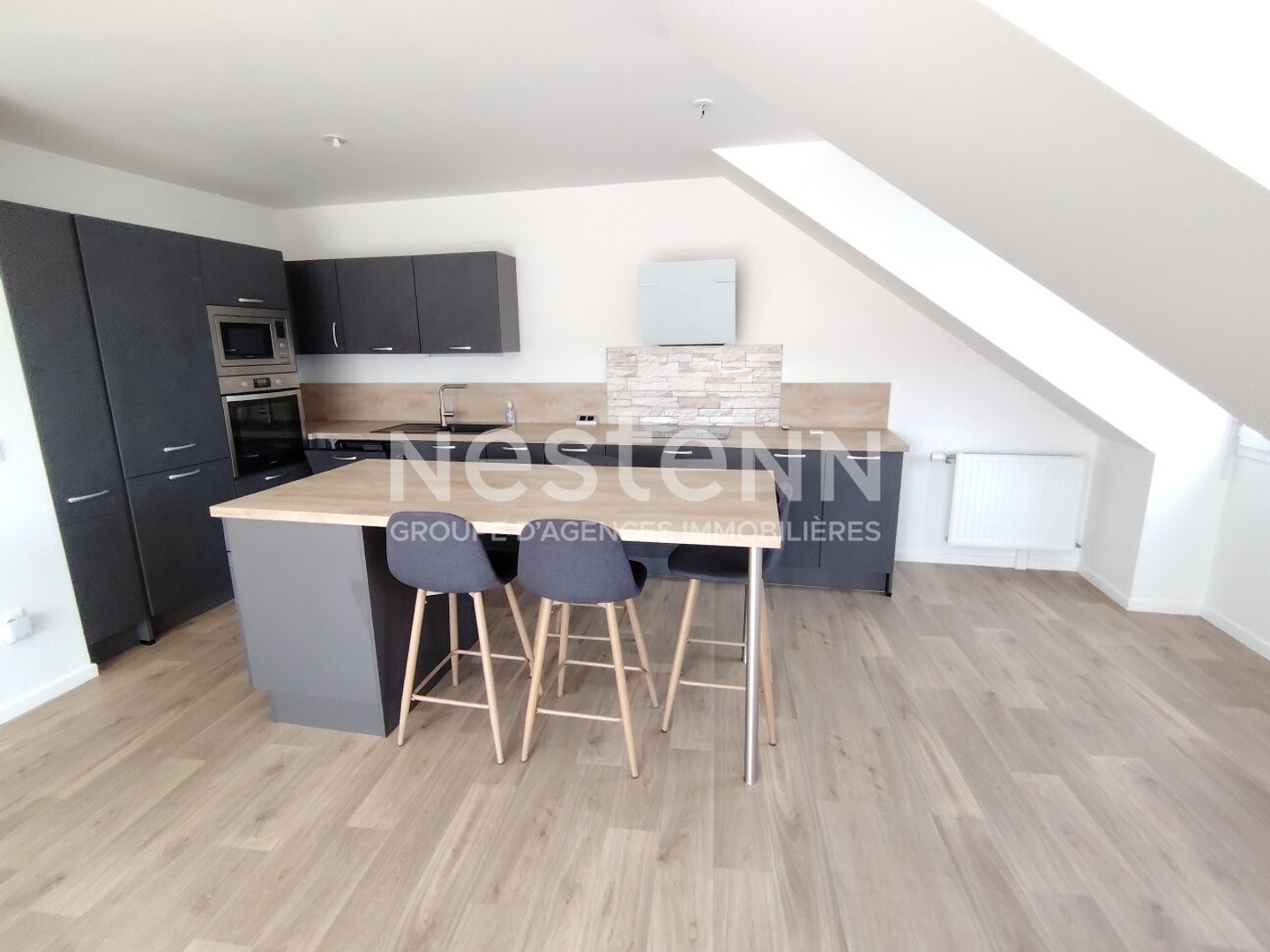 Appartement à vendre - 4 pièces - 82m2 - Montigny-Le-Breto... (78180)