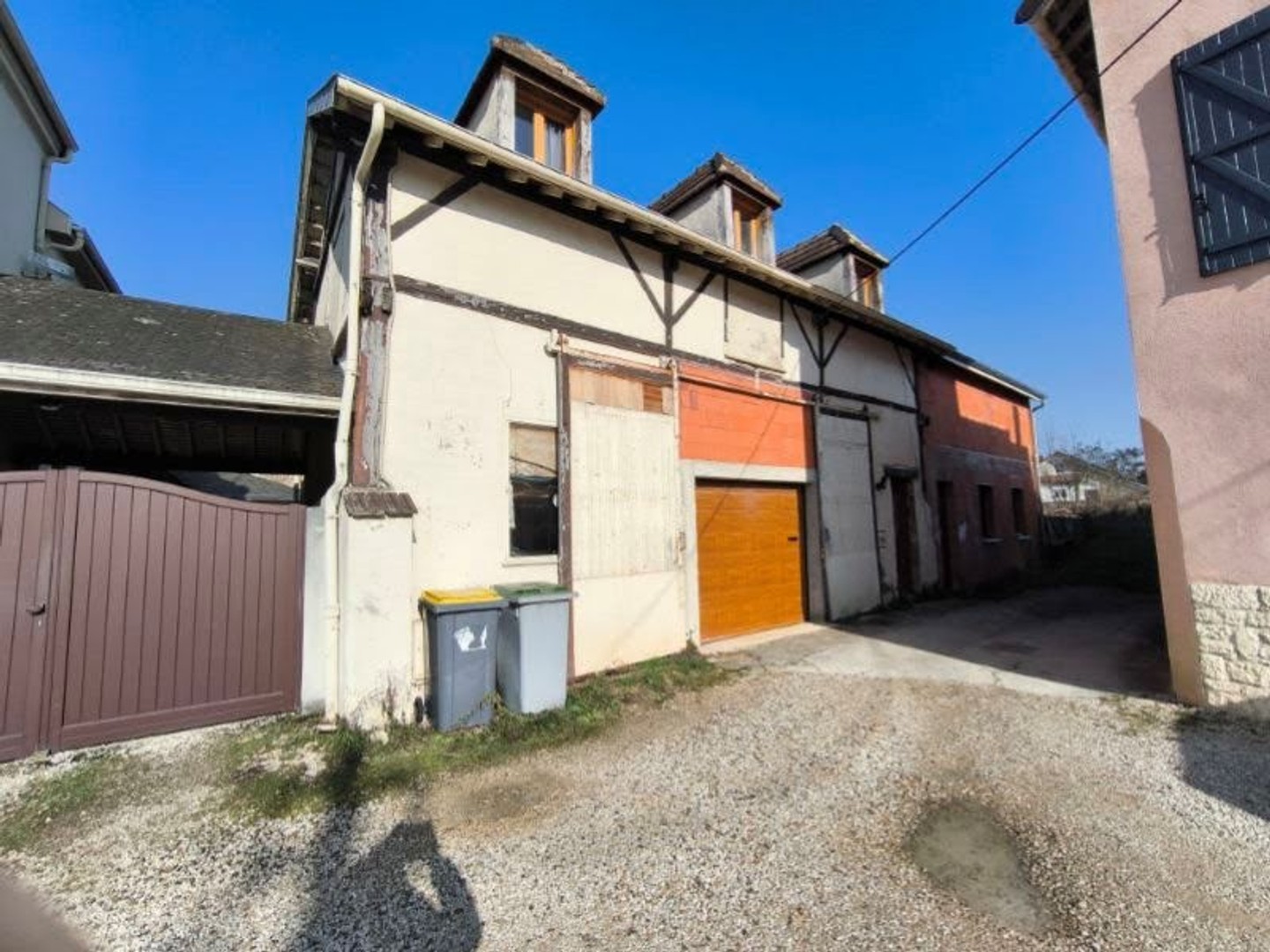 Maison 8 pièces 180 m²