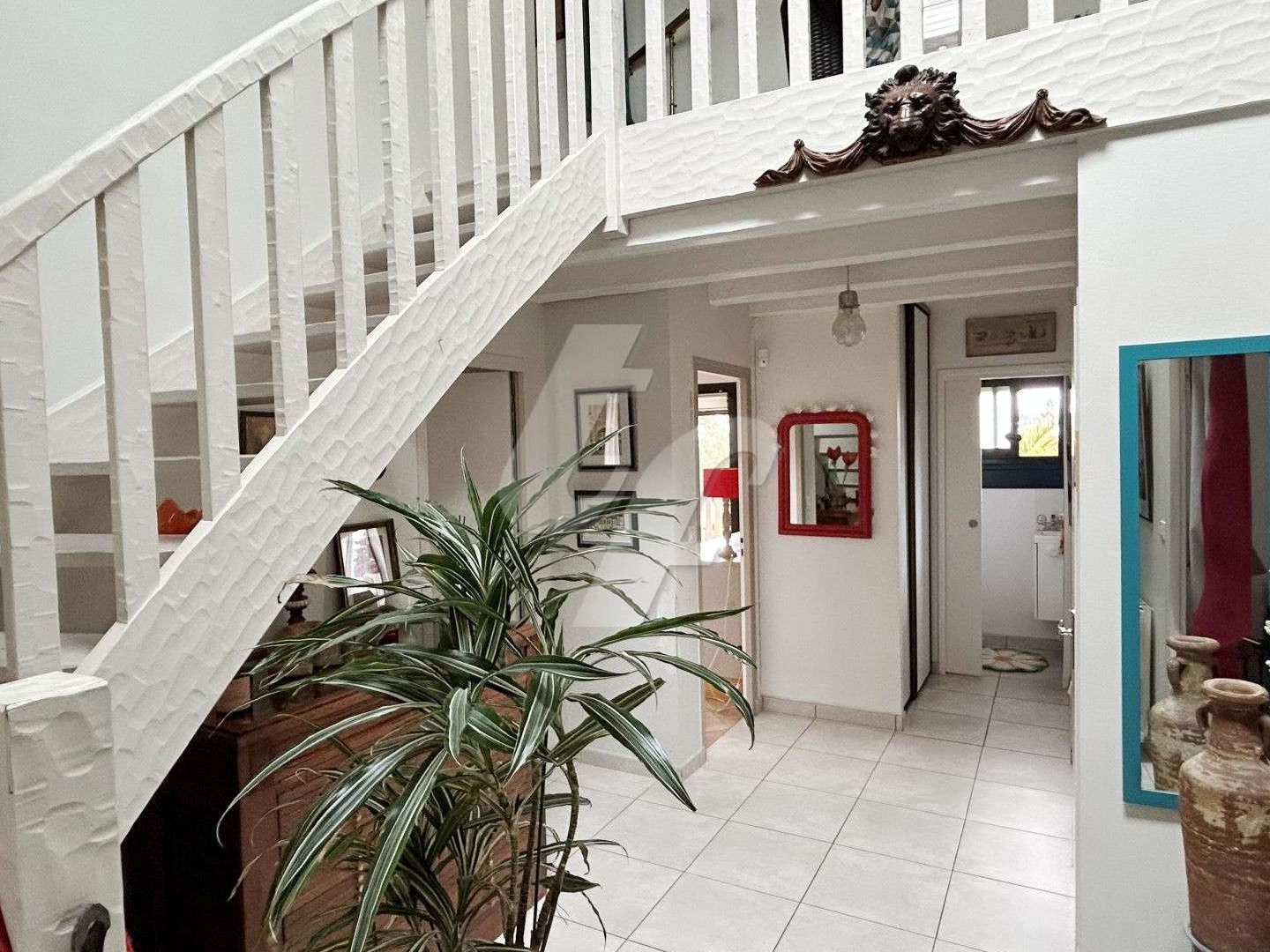 Maison à vendre - 7 pièces - 191m2 - Treillières (44119)