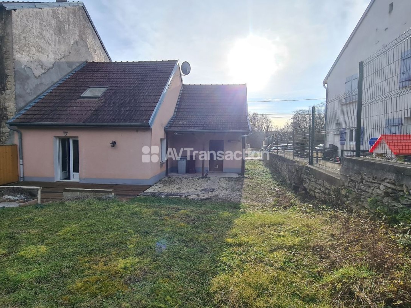 Maison à vendre - 5 pièces - 82m2 - Chargey-Lès-Gray (70100)