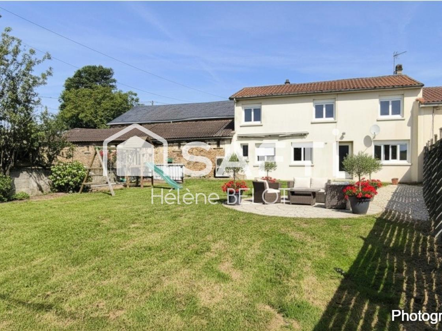Maison à vendre - 7 pièces - 126m2 - Bressuire (79300)