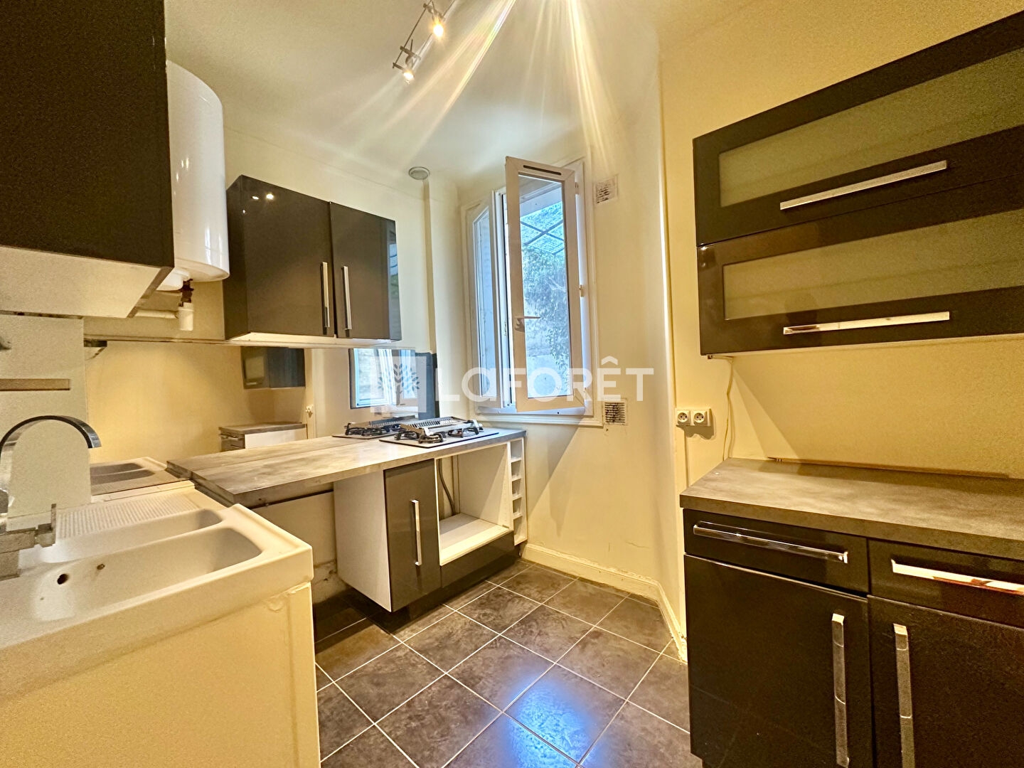 Appartement à vendre - 2 pièces - 40m2 - Villemomble (93250)