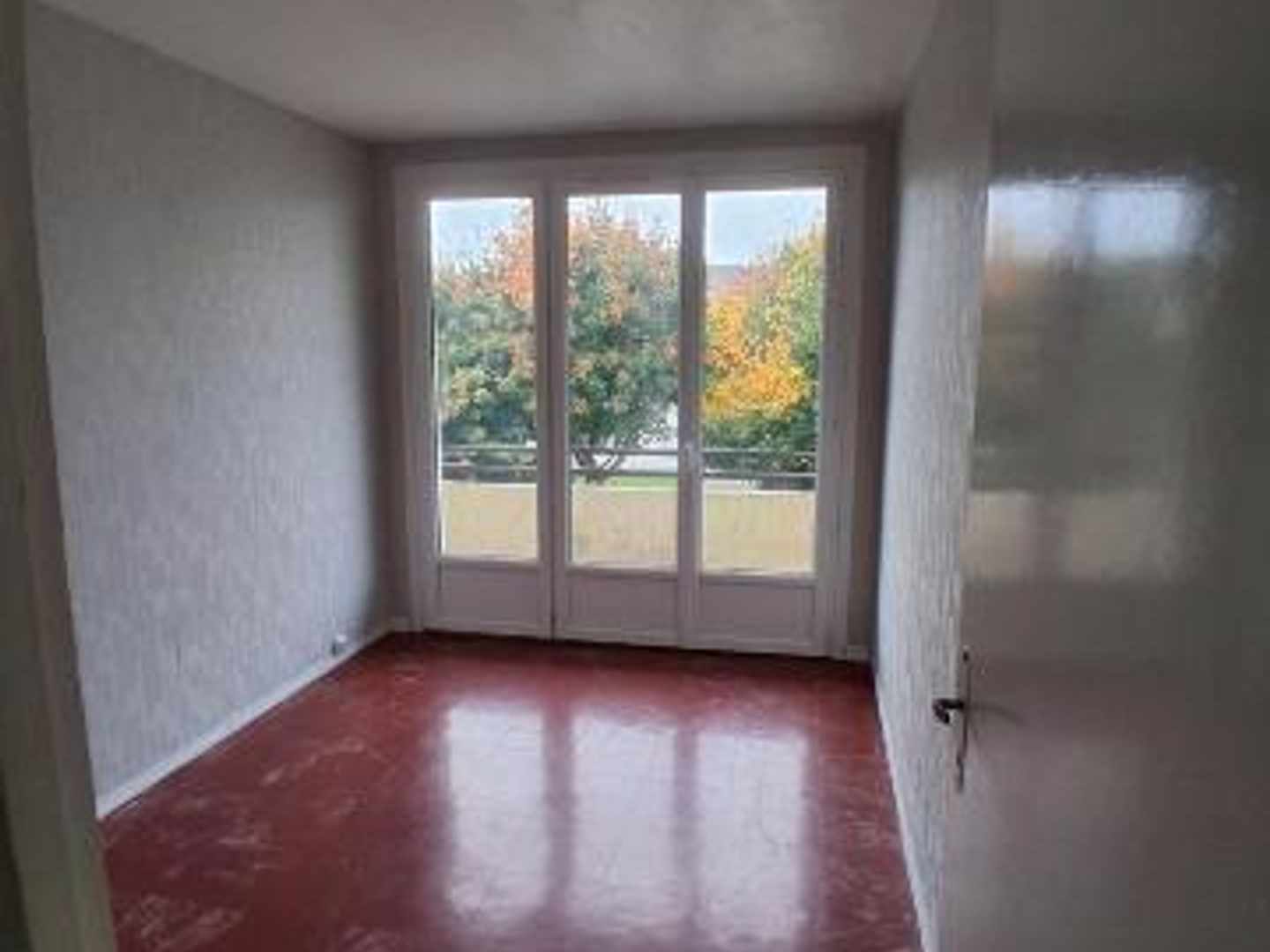 Appartement à vendre - 5 pièces - 66m2 - Fresnoy-Le-Grand (02230)