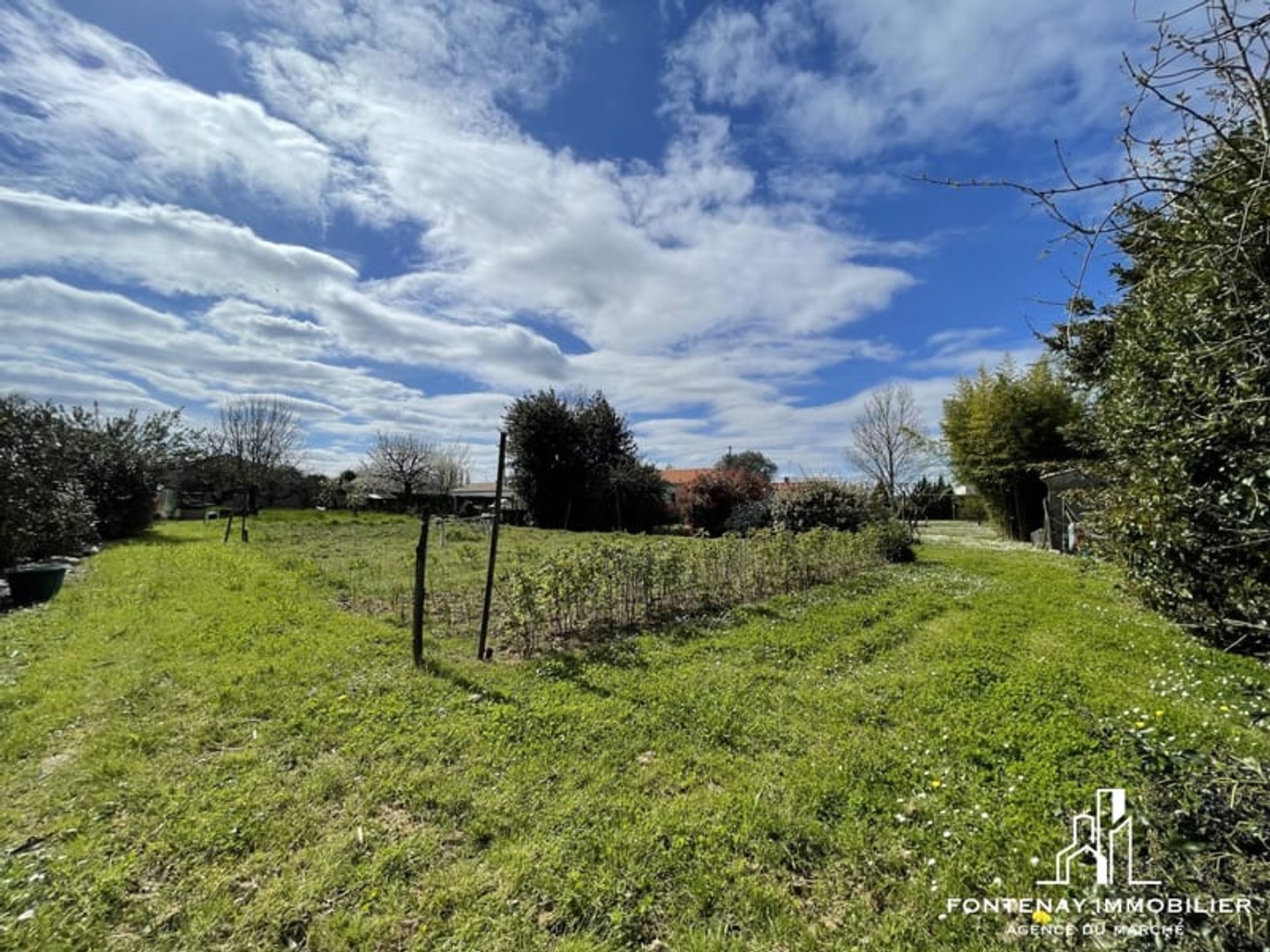 Terrain 1700 m²
