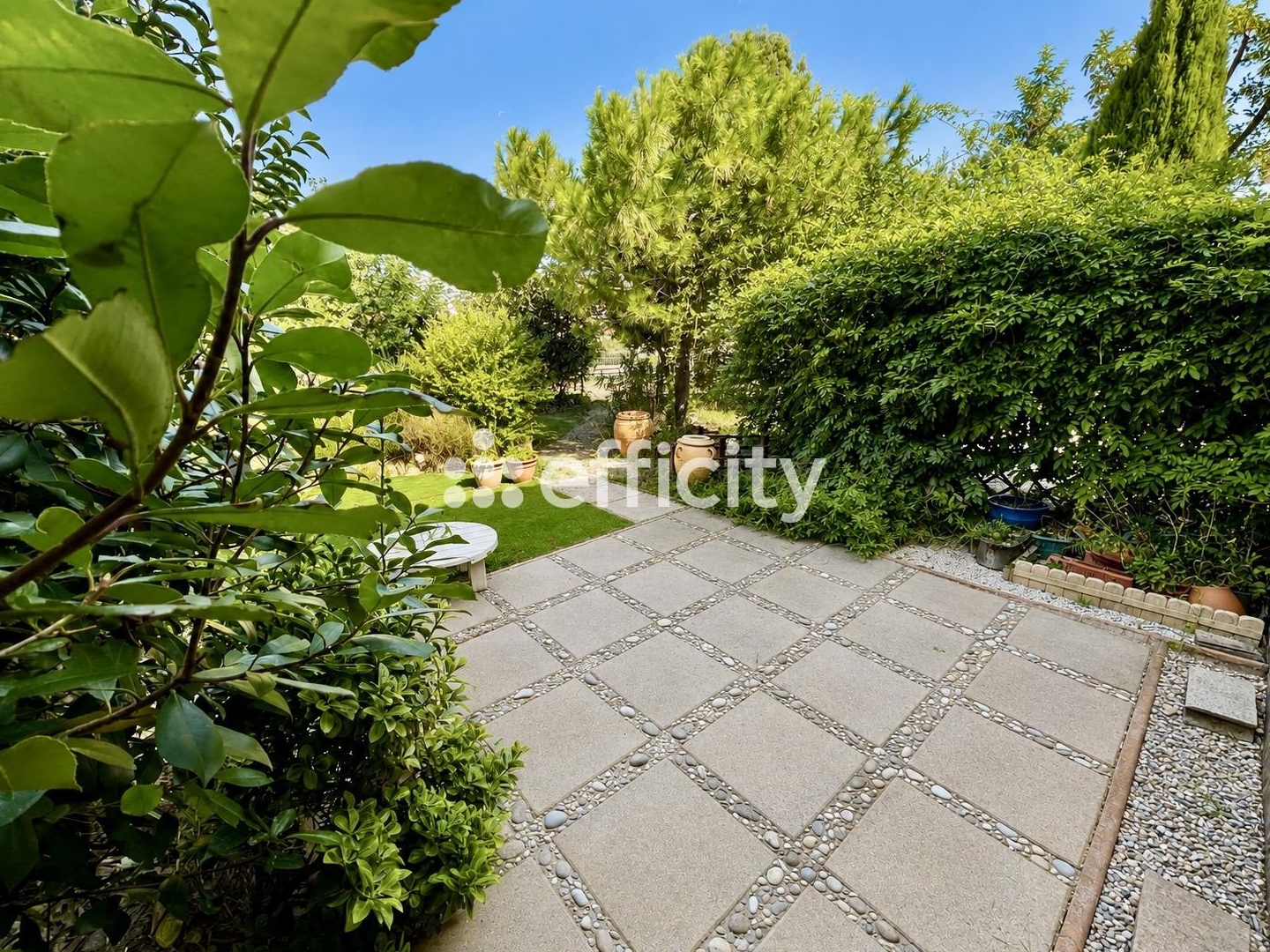 Appartement à vendre - 4 pièces - 77m2 - Marseille 16e (13016)