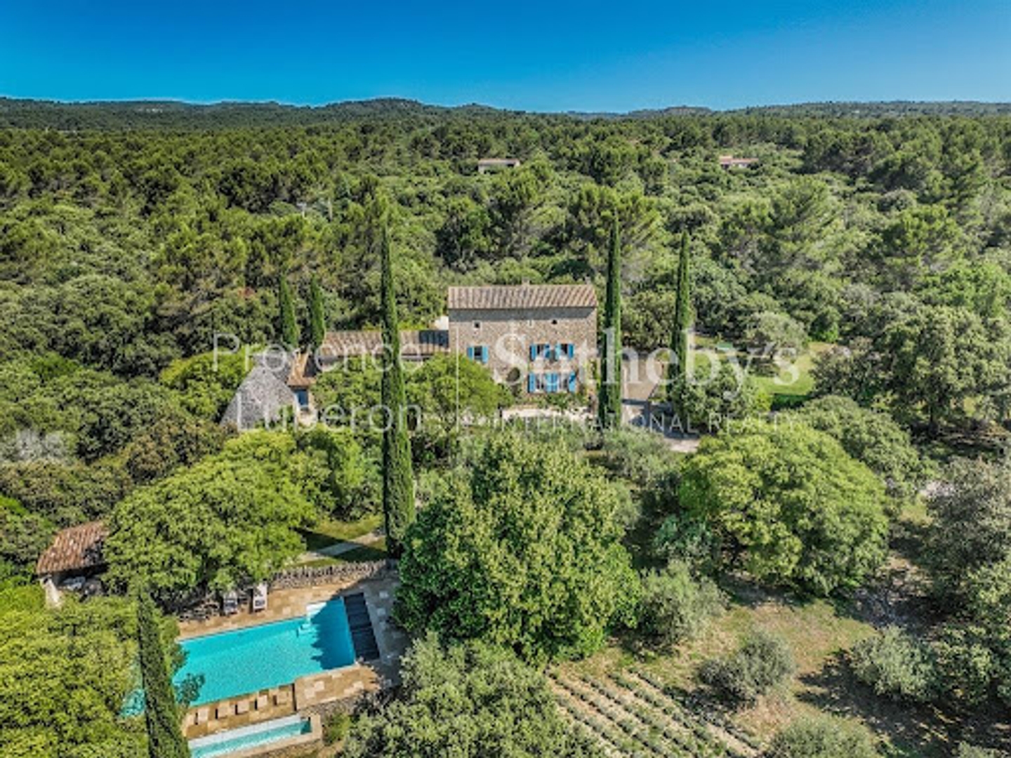Maison 15 pièces 430 m²
