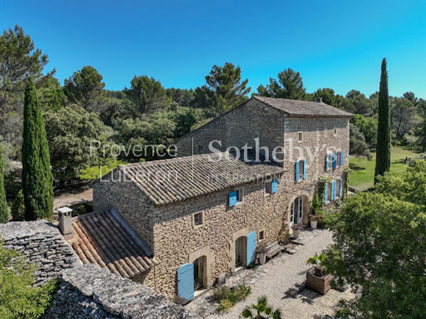 Maison à vendre - 15 pièces - 430m2 - Gordes (84220)
