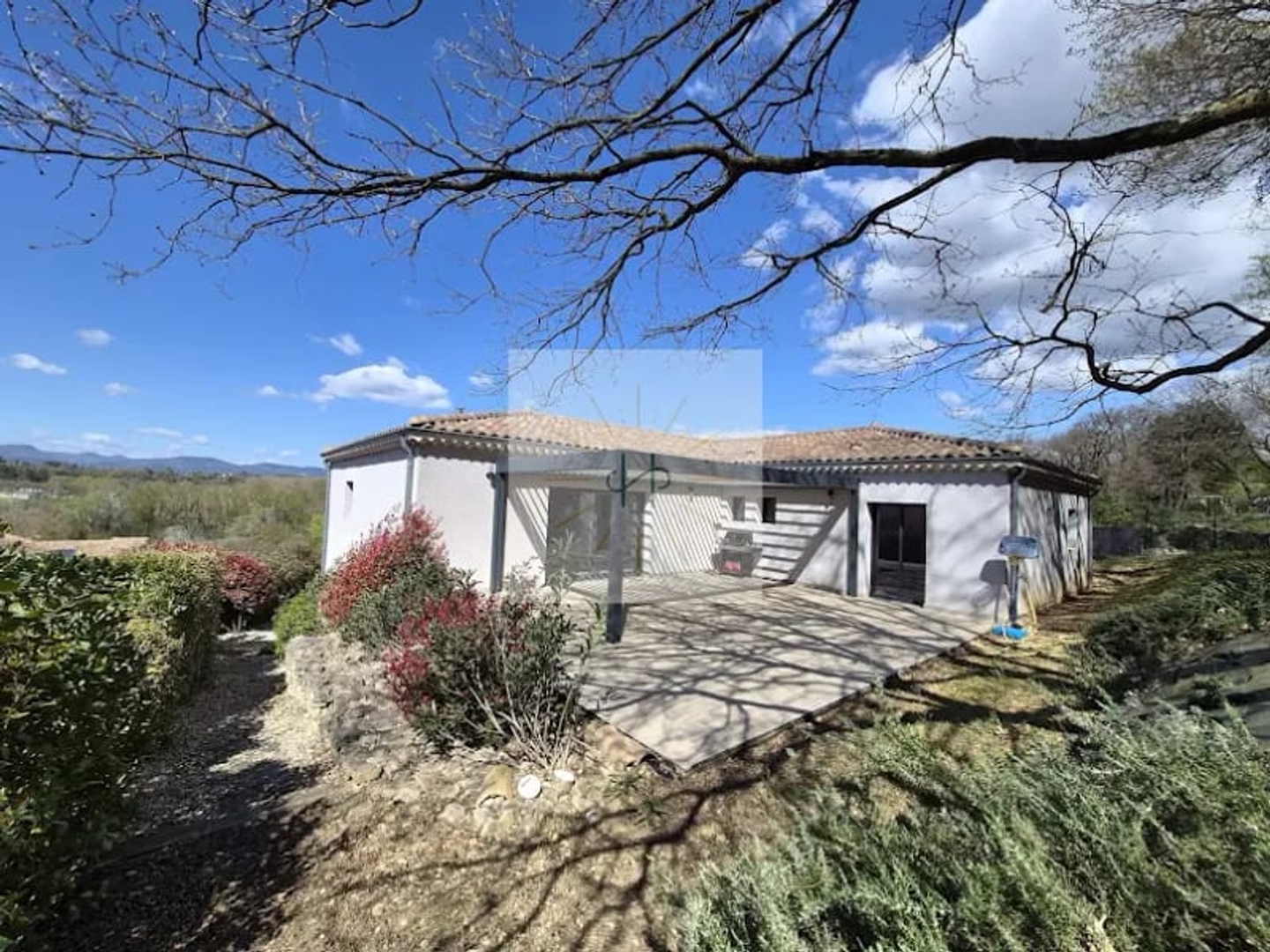 Maison à vendre - 7 pièces - 201m2 - Montélimar (26200)