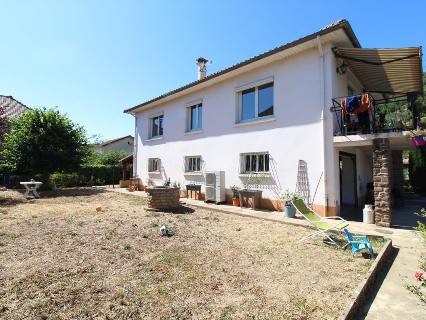 Charmante maison de 91 m2 avec jardin fruitier, garage et cave