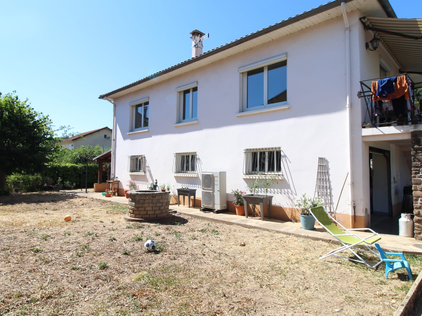 Charmante maison de 91 m2 avec jardin fruitier, garage et cave