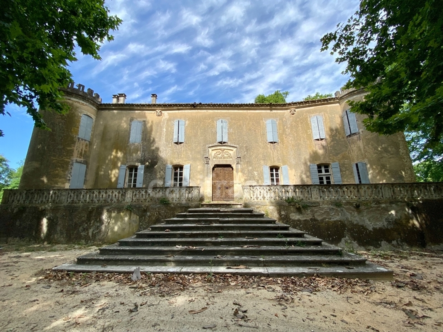 Magasin à vendre - 620m2 - La Roque-Sur-Cèze (30200)