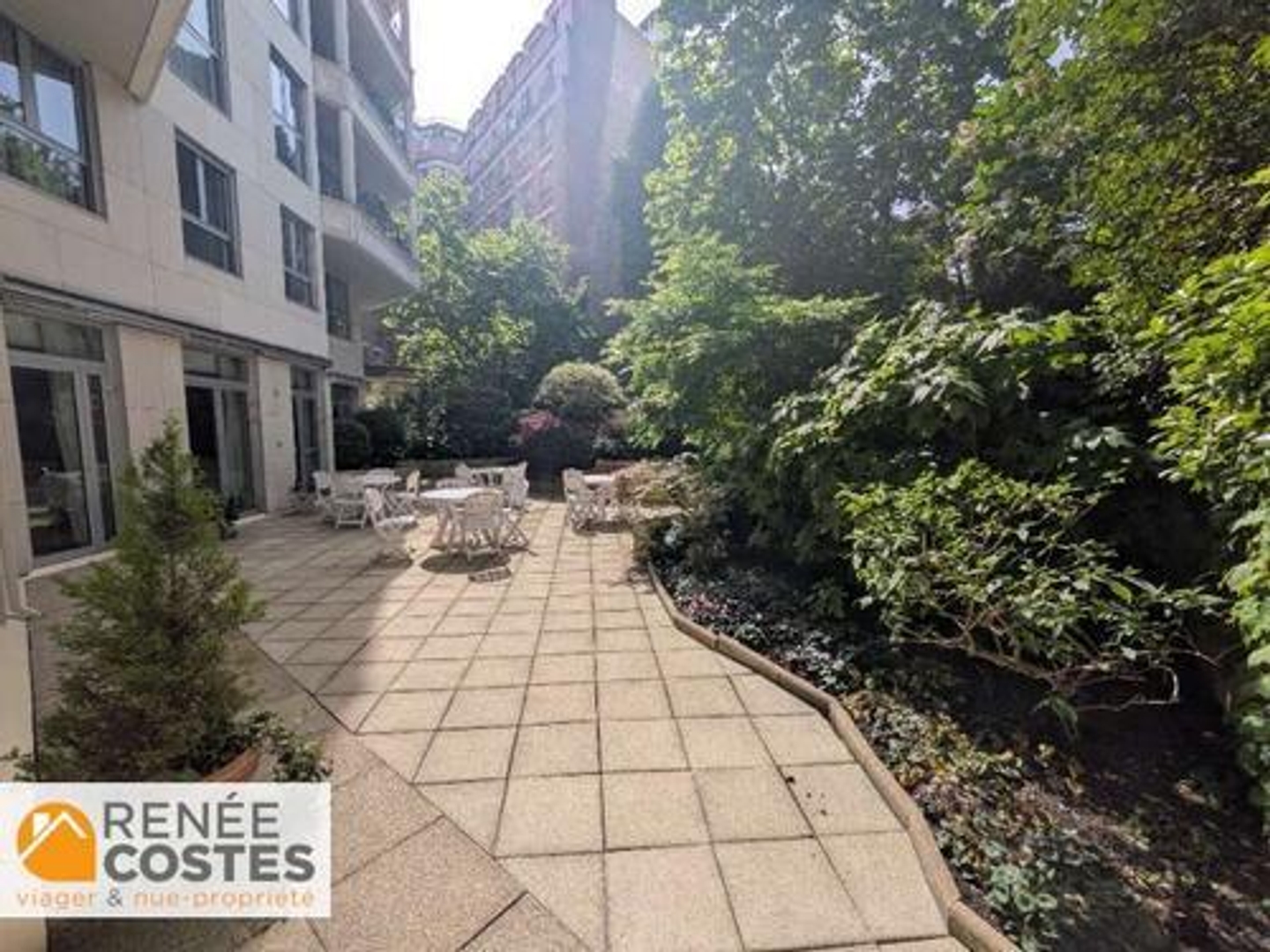 Appartement à vendre - 2 pièces - 48m2 - Paris 16e (75016)