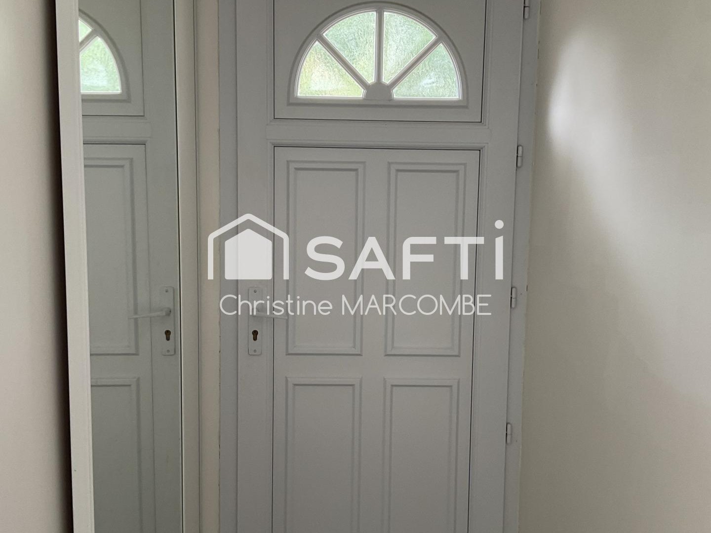 Maison à vendre - 6 pièces - 117m2 - Génis (24160)