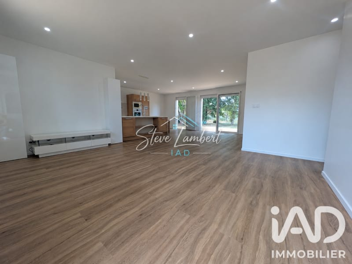 Maison à vendre - 4 pièces - 102m2 - Saint-Étienne-De-... (82410)