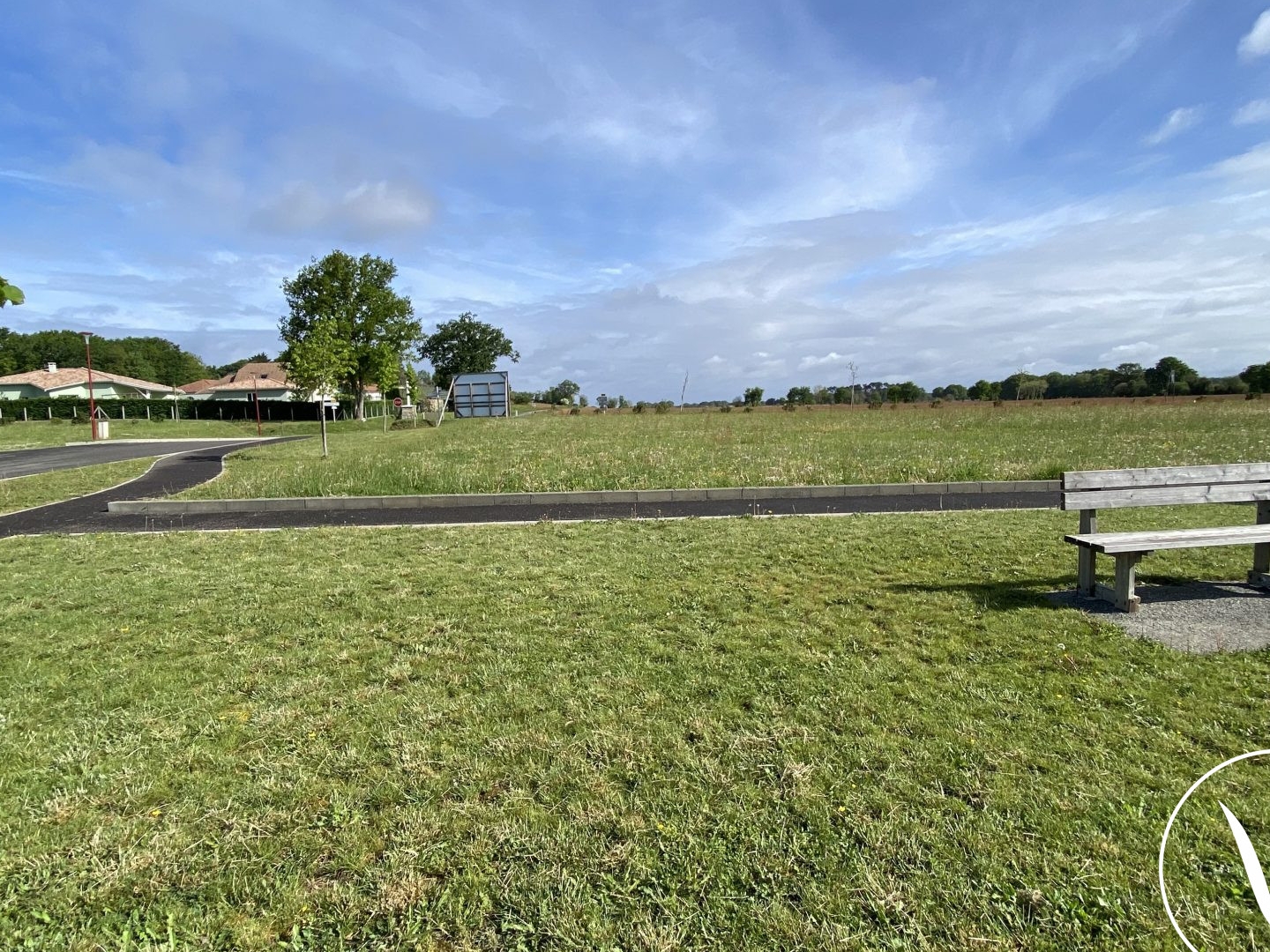 Terrain en individuel 910 m²