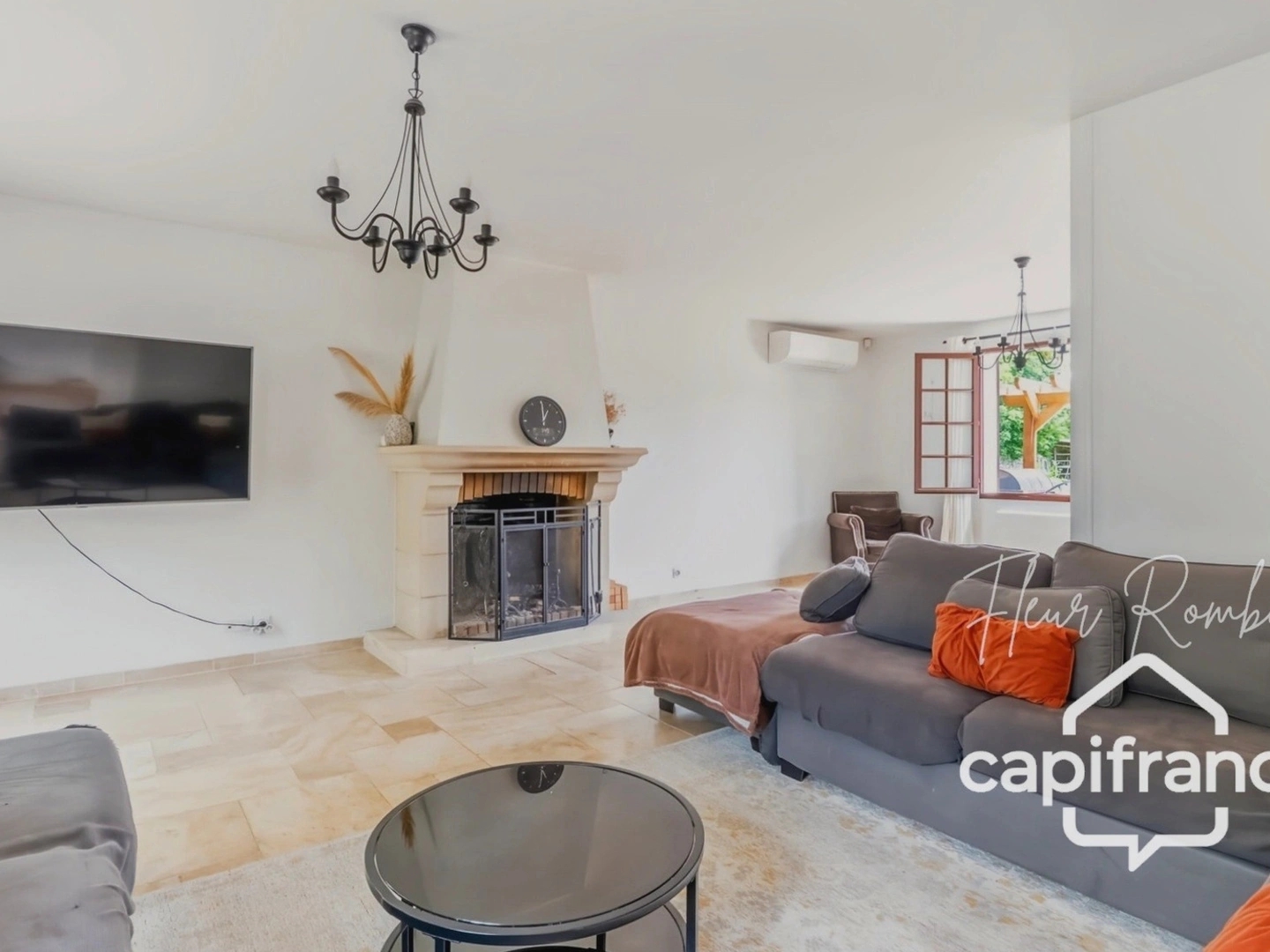 Maison à vendre - 6 pièces - 195m2 - Le Mesnil-Saint-D... (78320)