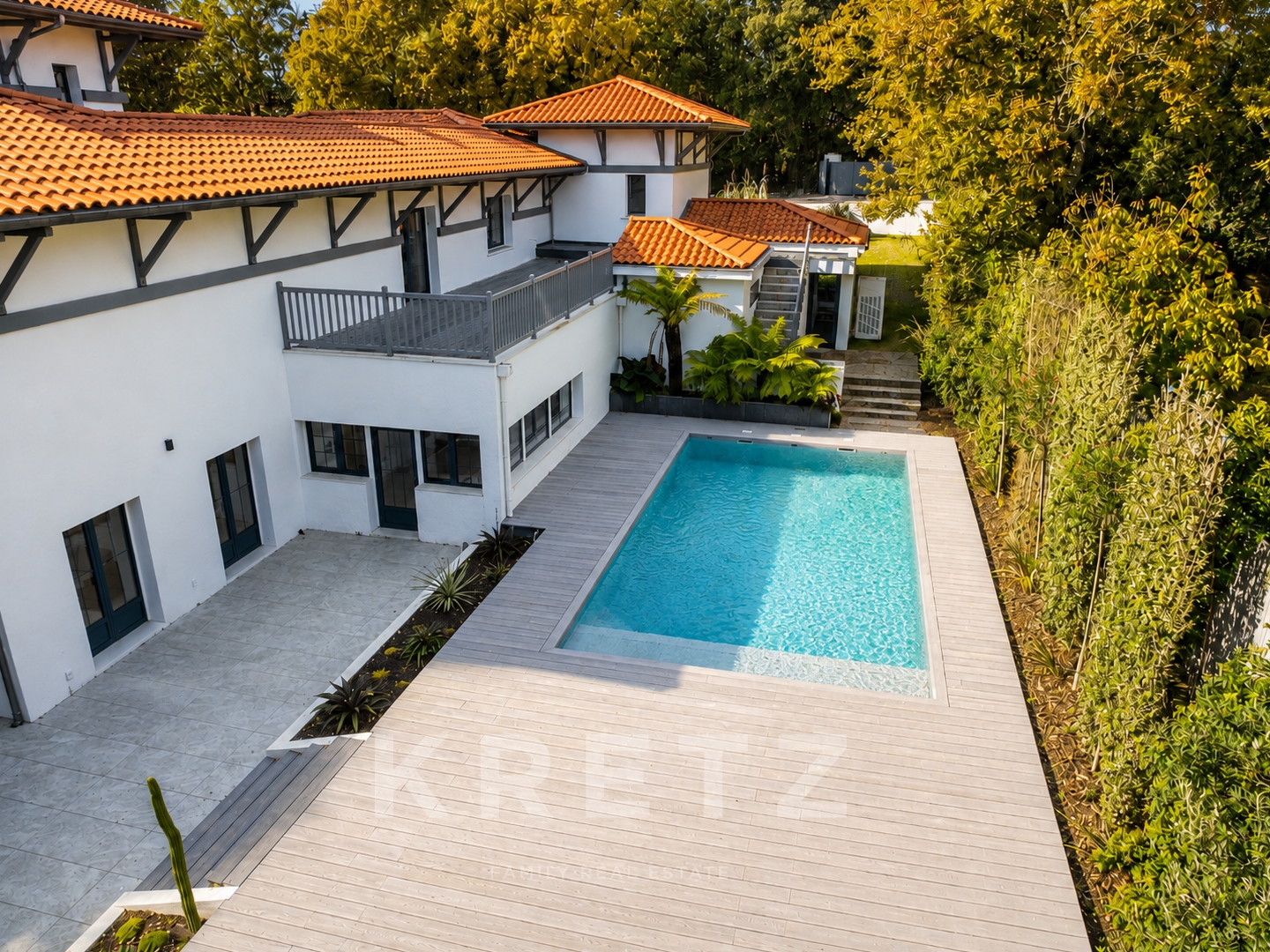 Maison à vendre - 9 pièces - 410m2 - Arcachon (33120)