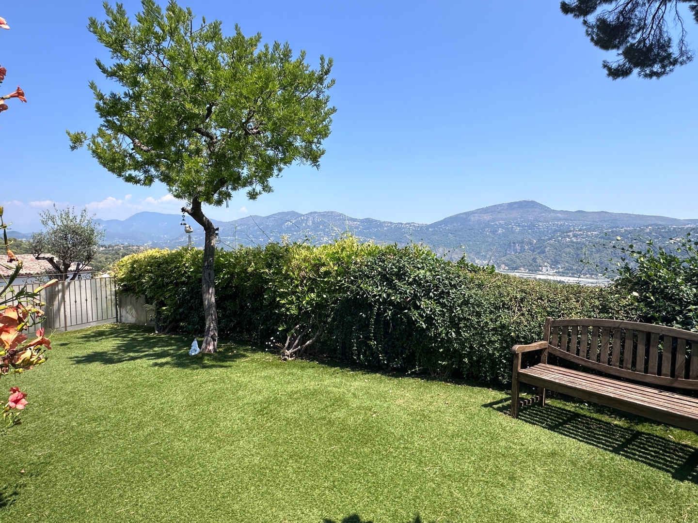 Maison à vendre - 5 pièces - 112m2 - Gattières (06510)