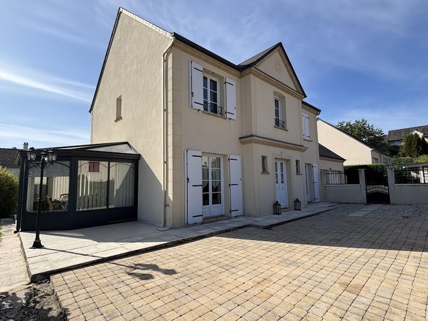 Maison 8 pièces 173 m²