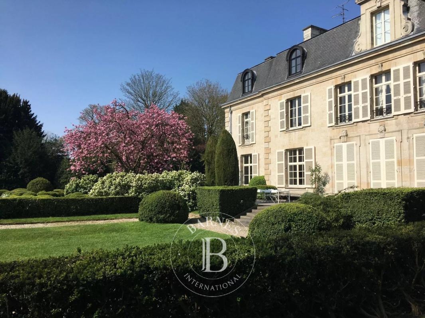Appartement à vendre - 7 pièces - 239m2 - Mouvaux (59420)