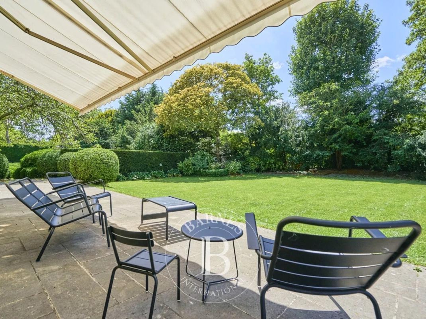 Appartement à vendre - 7 pièces - 239m2 - Mouvaux (59420)
