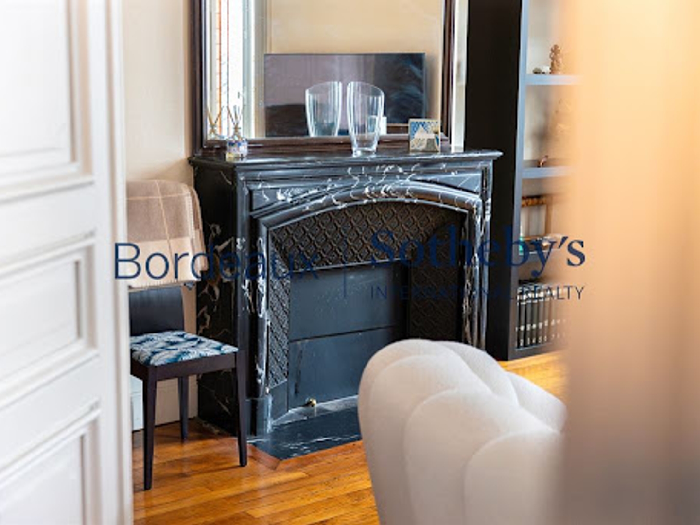Appartement à vendre - 5 pièces - 126m2 - Bordeaux (33000)