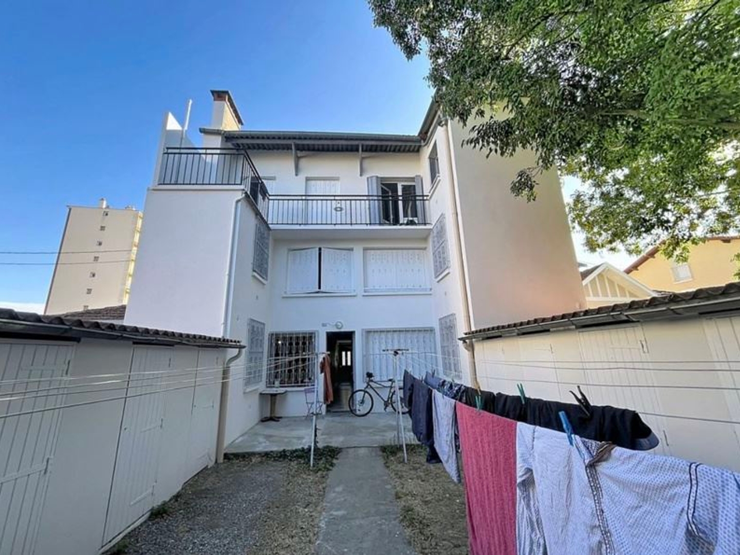 Immeuble 304 m²