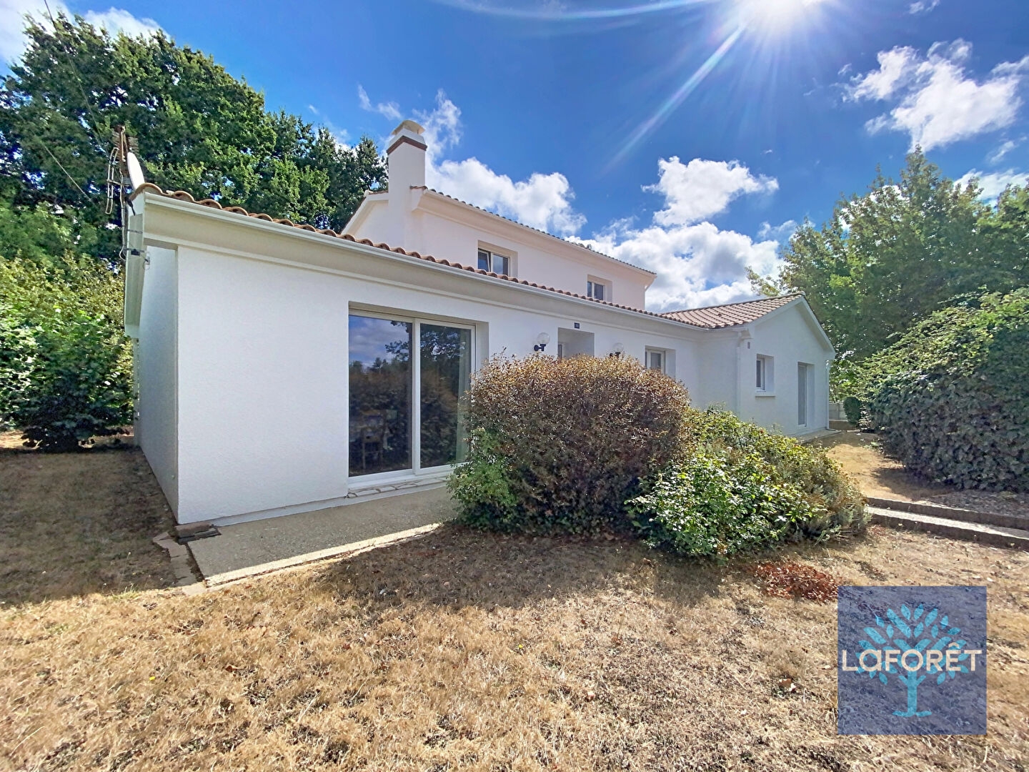 Maison à vendre - 4 pièces - 150m2 - Froidfond (85300)