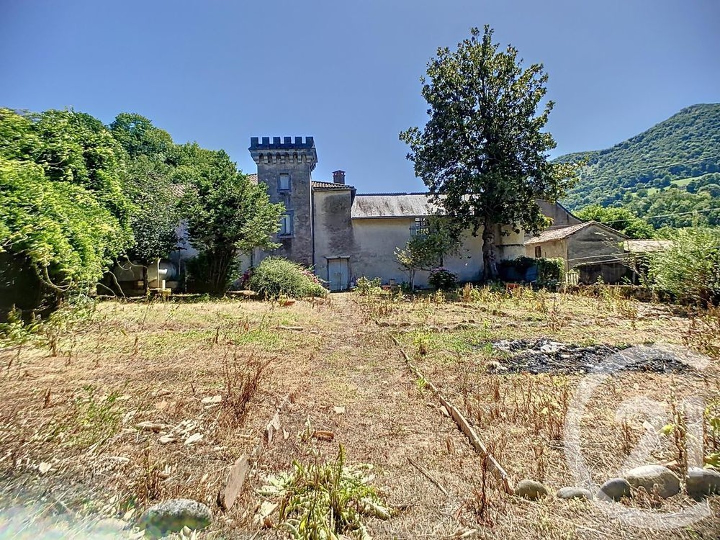 Maison 12 pièces 500 m²