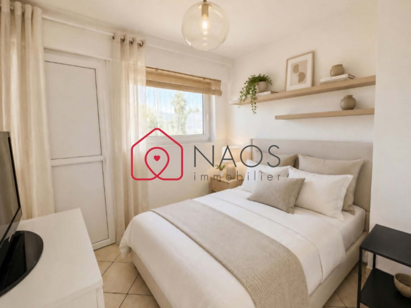 Appartement à vendre - 3 pièces - 40m2 - Cavalaire-Sur-Mer (83240)