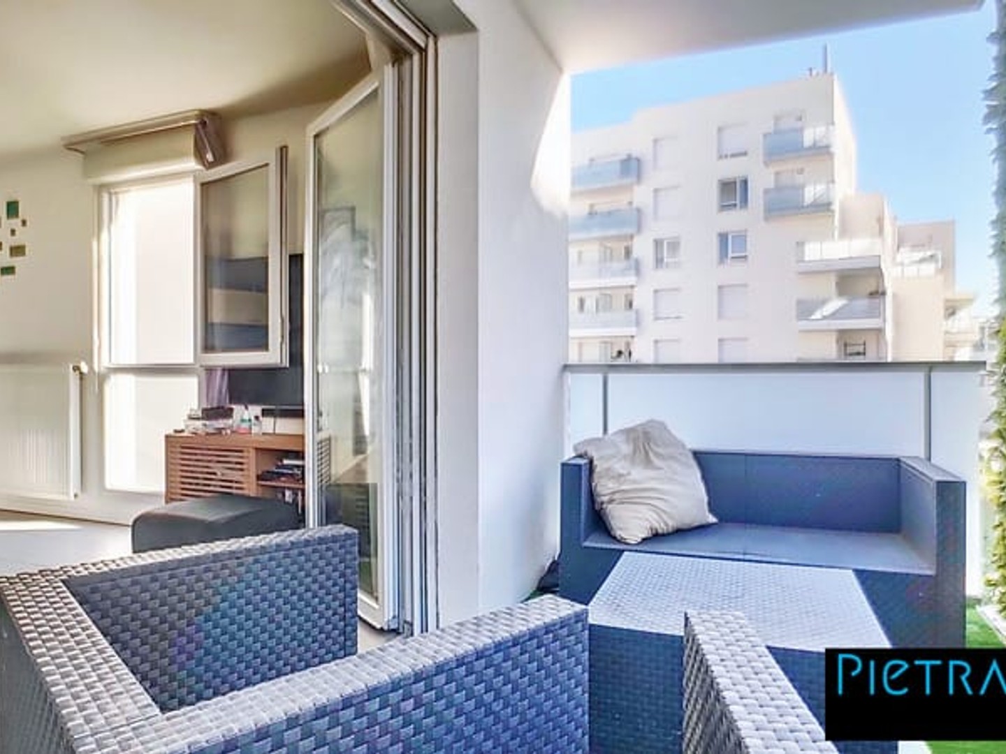 Appartement à vendre - 4 pièces - 84m2 - Vaulx-En-Velin (69120)