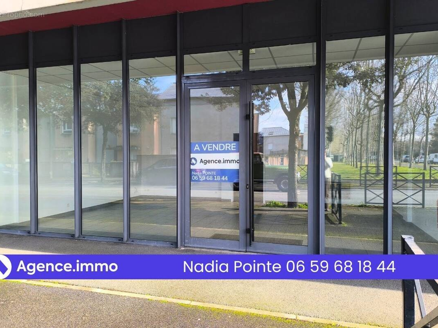 Commerce 60 m²