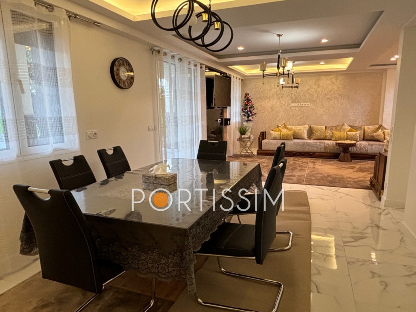Maison à vendre - 5 pièces - 138m2 - Saint-Laurent-Du-Var (06700)