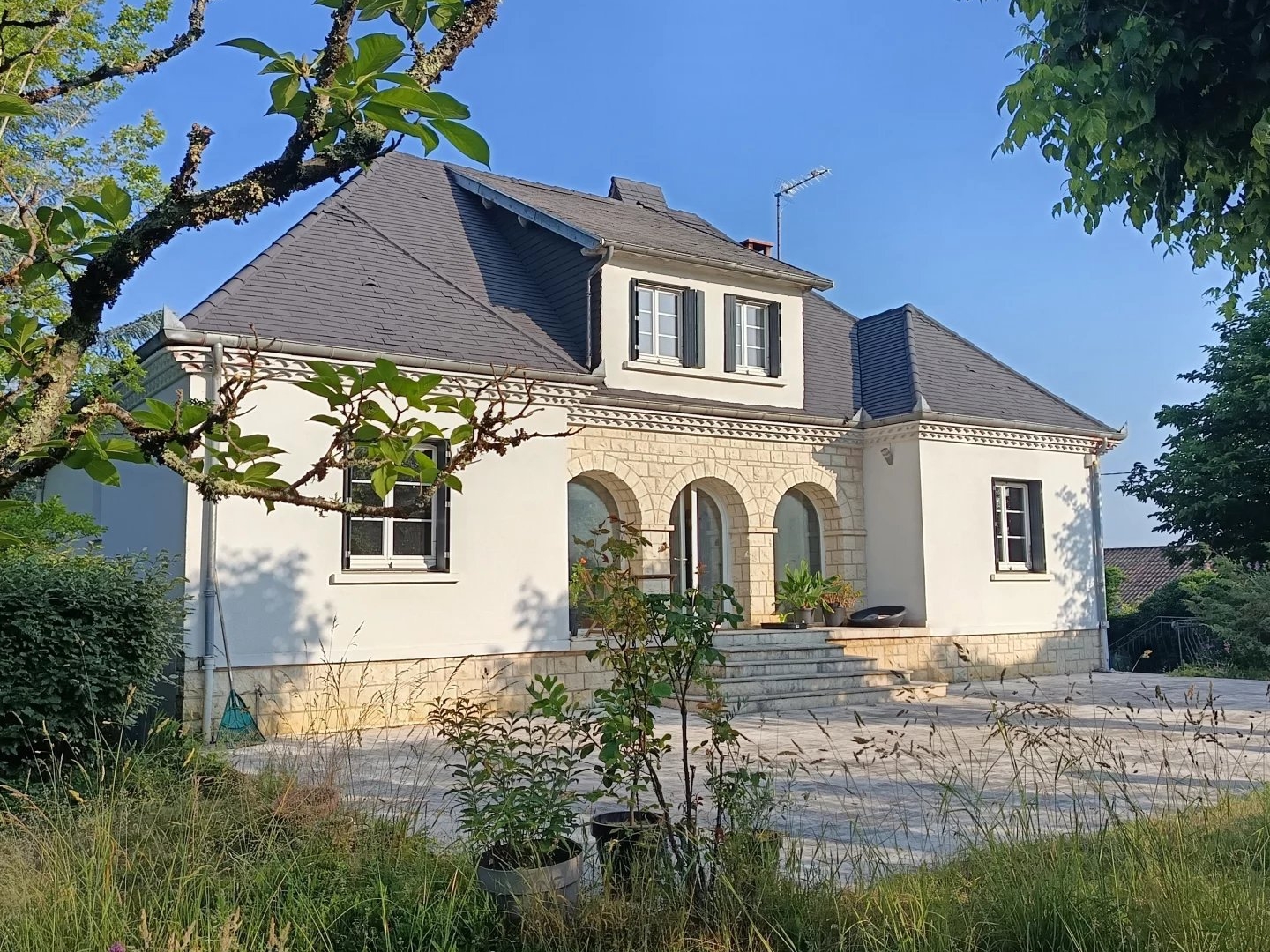 Superbe Maison D'architecte Dans Un Quartier Prisé