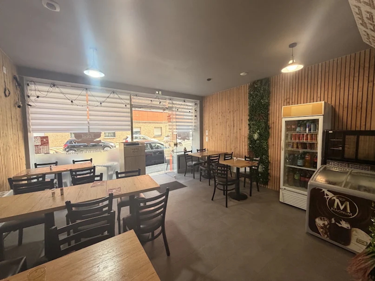 Local 57 m²