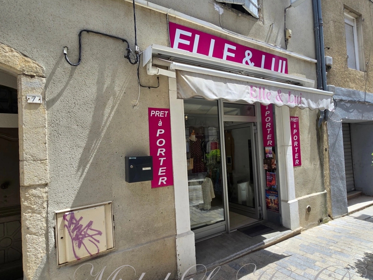 Magasin à vendre - 3 pièces - Quissac (30260)