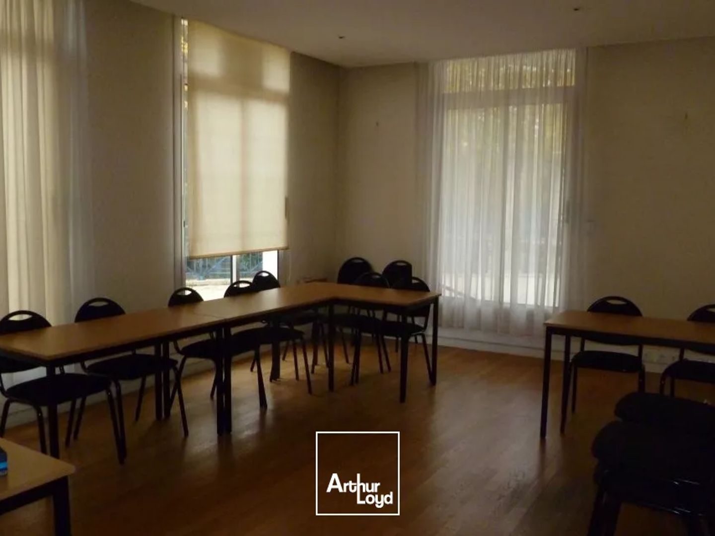 Bureaux à vendre - 380m2 - Niort (79000)