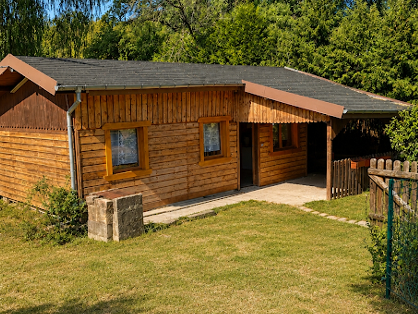 Terrain 877 m²