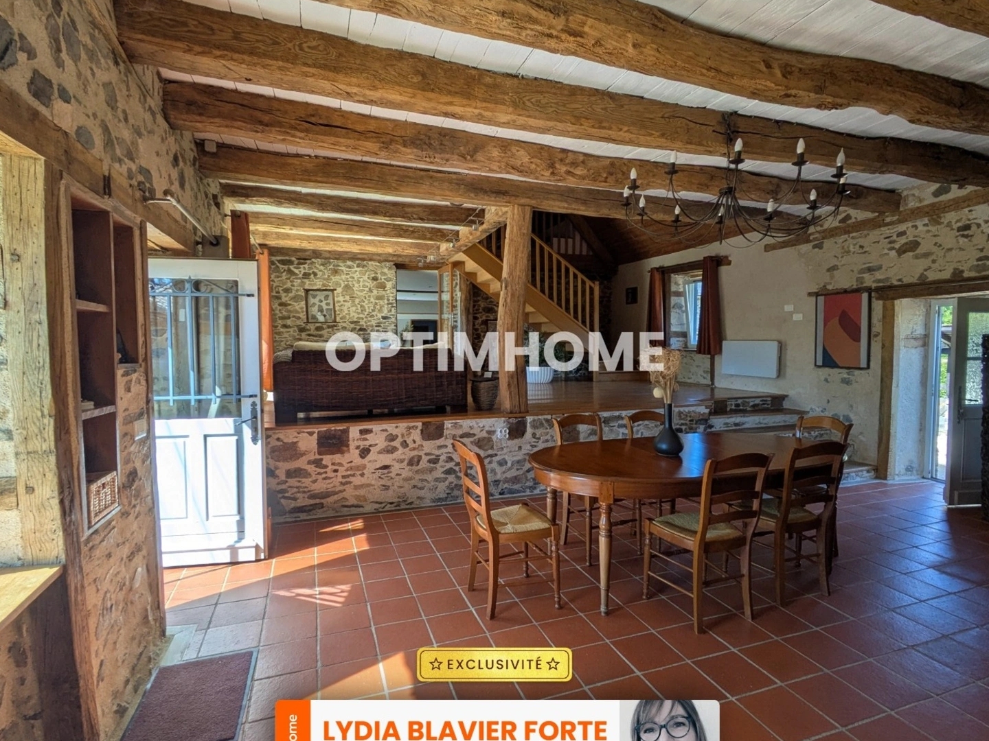 Maison à vendre - 9 pièces - 200m2 - Saint-Vitte-Sur-B... (87380)