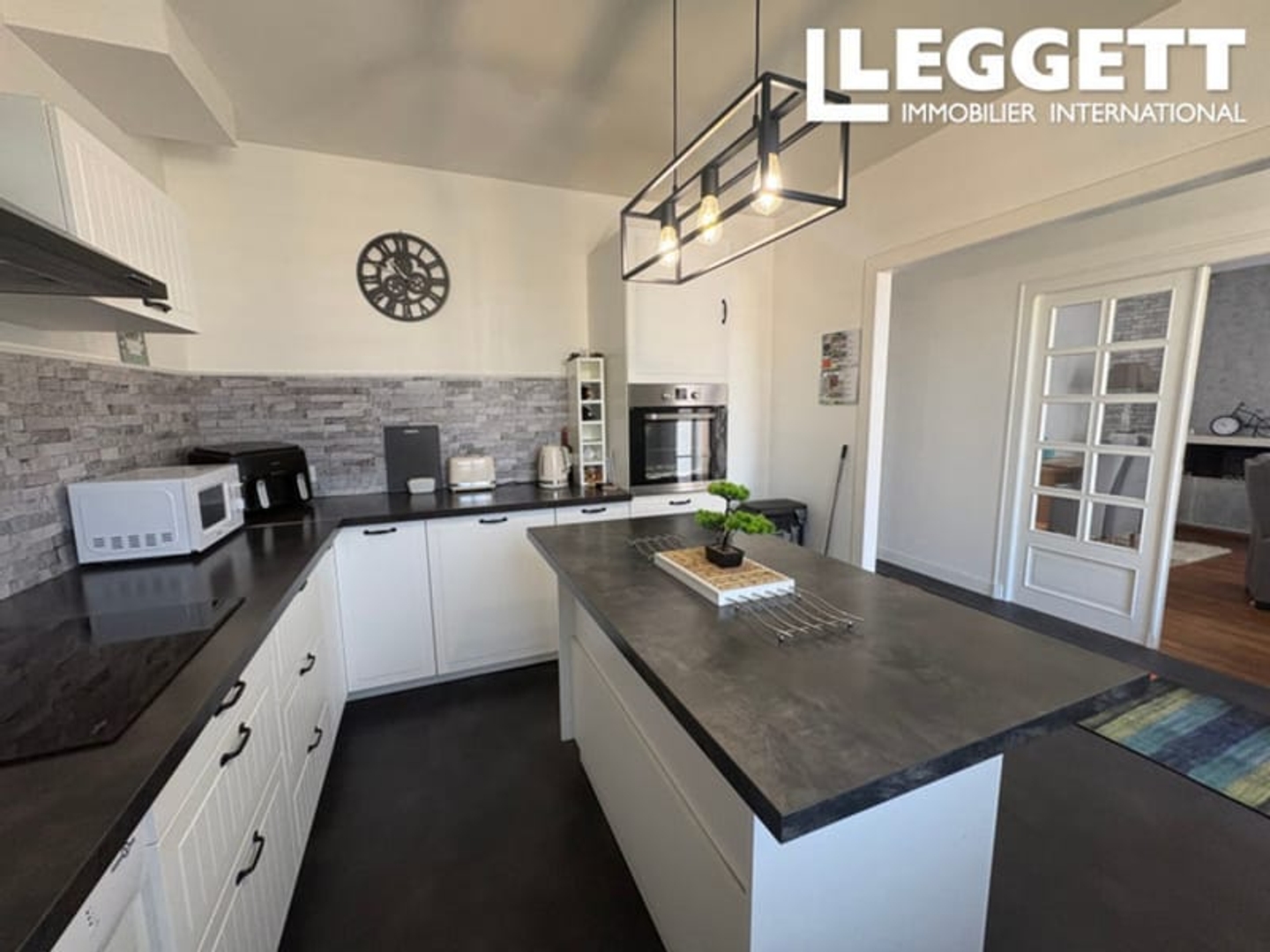 Maison à vendre - 11 pièces - 170m2 - Abjat-Sur-Bandiat (24300)