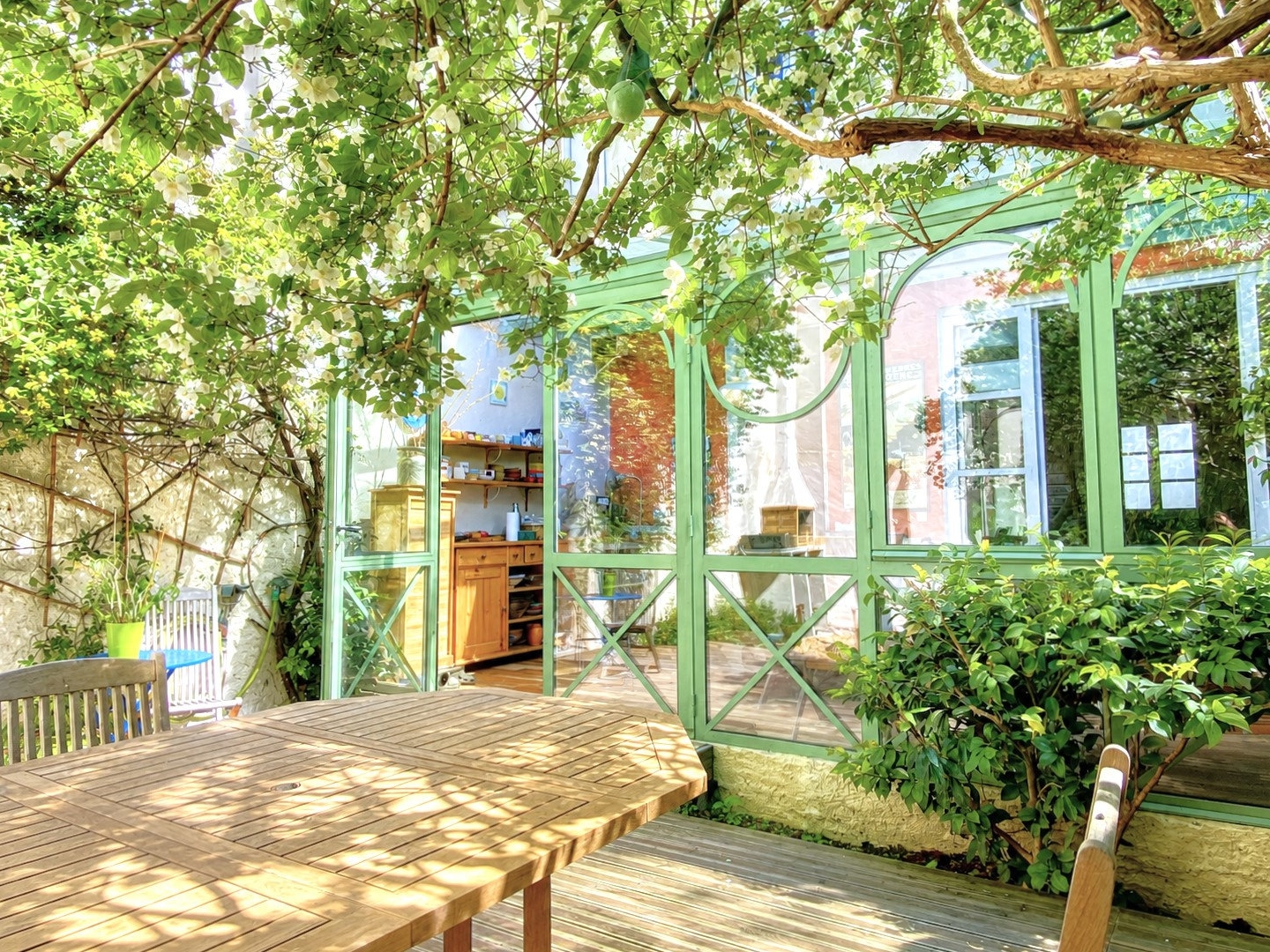 UNE MAISON DE VILLE 160M2 SH, AVEC JARDIN ET GARAGE 50M2, A